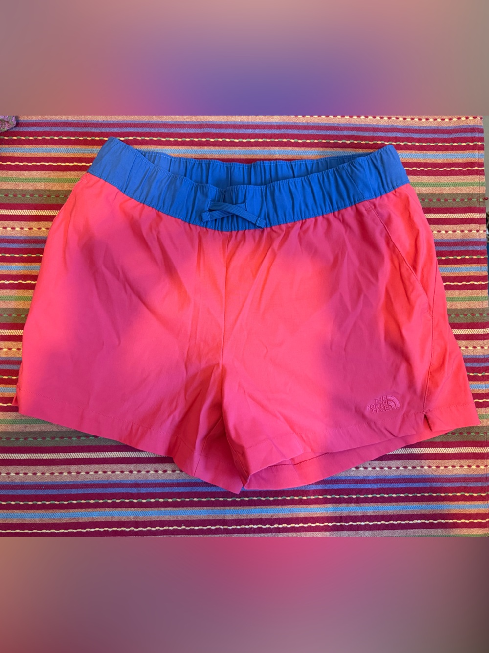 the north face athletic shorts coral / pink and blue
